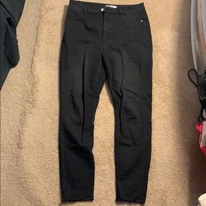 Black skinny jeans